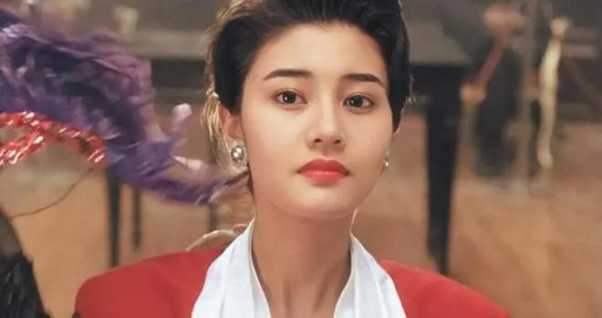 被“包养”过的5位女星，“明码标价”每月50万