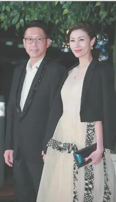 被“包养”过的5位女星，“明码标价”每月50万