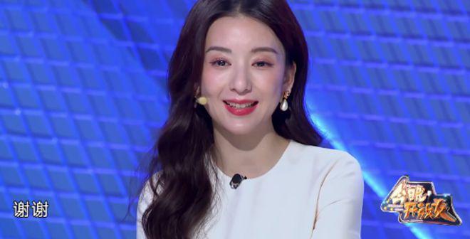 当方媛和吉娜站在一起，我才明白，美人在骨不在皮