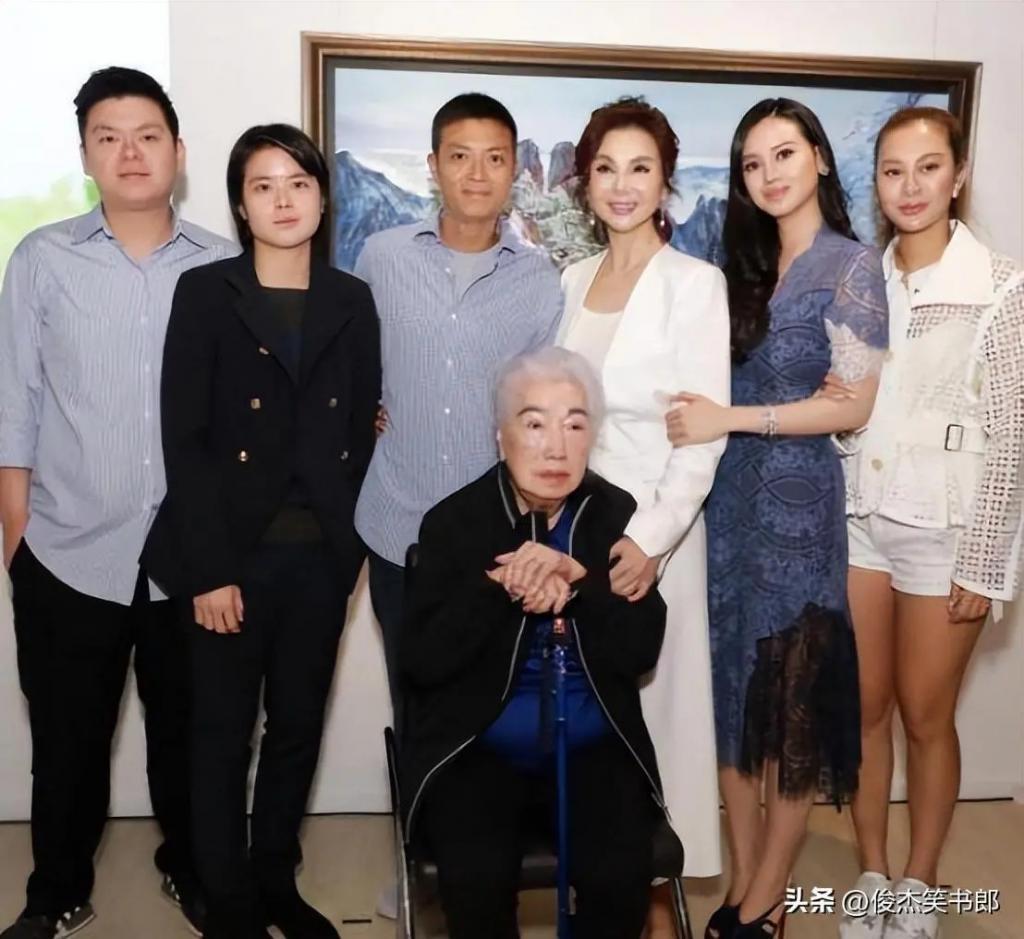 “小婉君”嫁豪门生5子后丈夫爱上王祖贤，婆婆给4亿离婚费