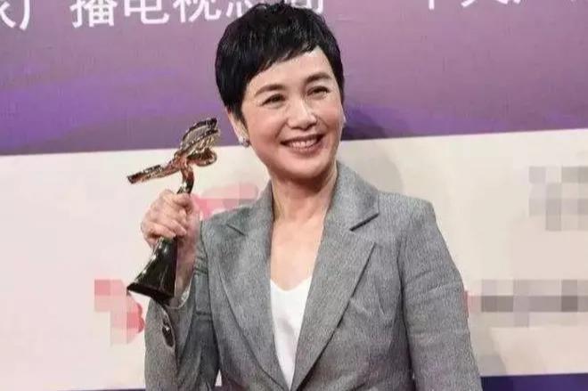 泼辣女人蒋雯丽：工人逆袭影后，手撕心机女，人生好精彩