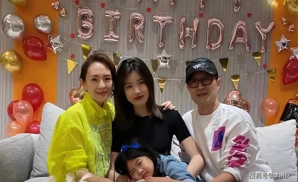 汪峰大女儿穿短裙跳热舞，越长越像葛荟婕了