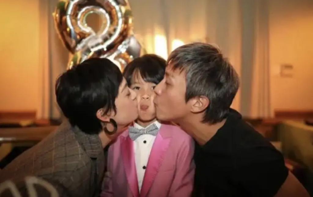 孙俪邓超的儿子：等等，怎么越长越帅了！