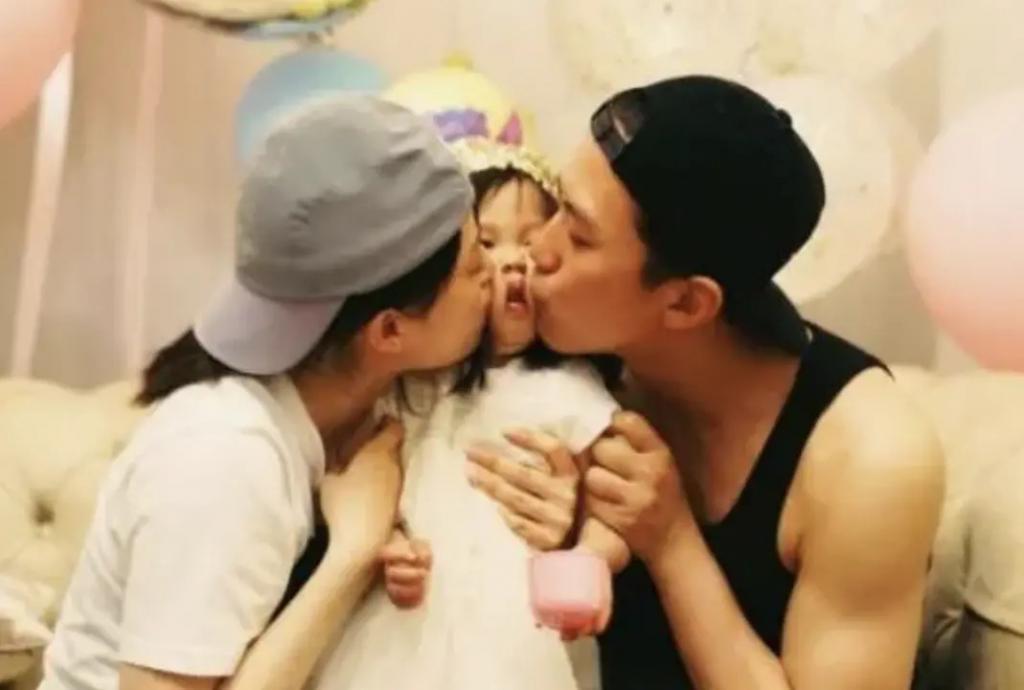 孙俪邓超的儿子：等等，怎么越长越帅了！