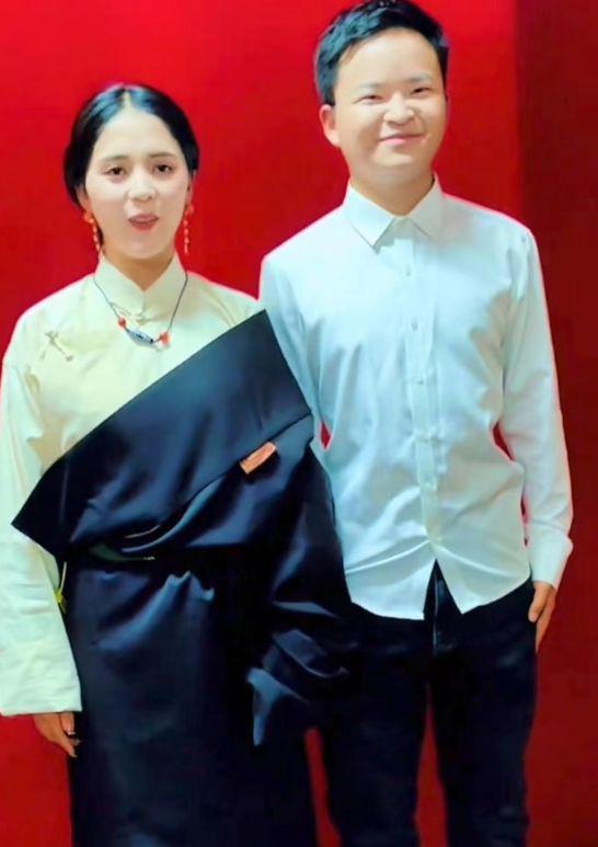 汶川救人英雄林浩官宣结婚！15年后事业有成，女友美似热巴