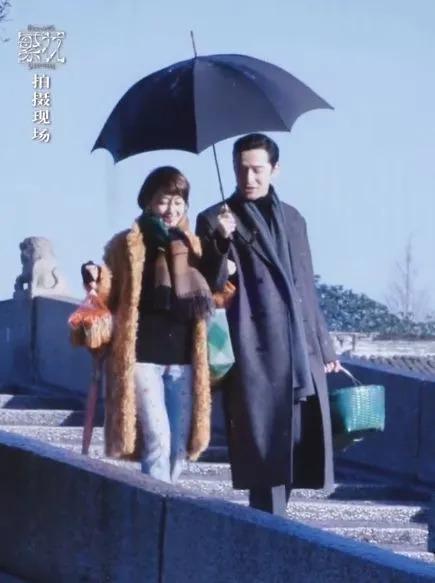 马伊琍为小女儿庆生举办派对，文章未现身，大女儿颜值出众