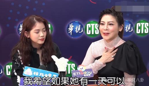 表达爱的方式有很多，但这样是不是有点离谱辣眼睛了？