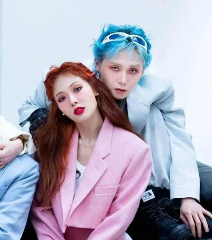 这瓜恋不到他，就恋他的兄弟？