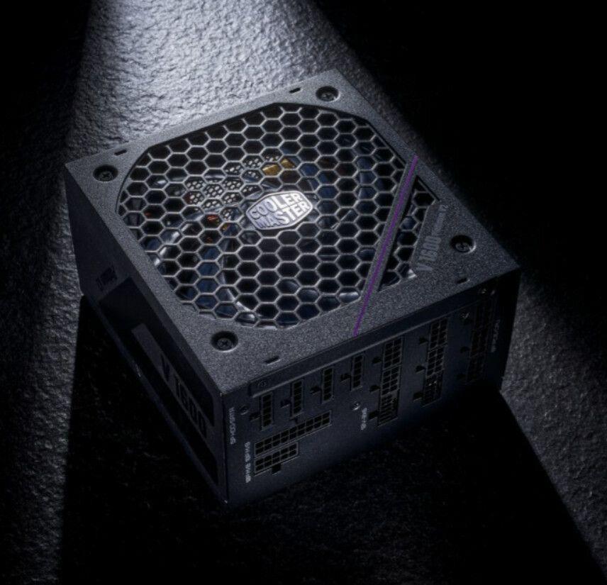 酷冷至尊推出 V Platinum V2 电源：最高 1600W