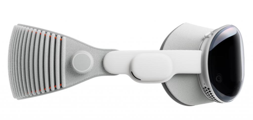 我们抢到了两台Vision Pro，苹果给画的“饼”，我先吃为敬~