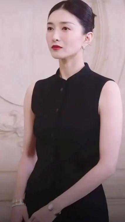 当韩素希和江疏影同框，我才明白什么叫盛世神颜