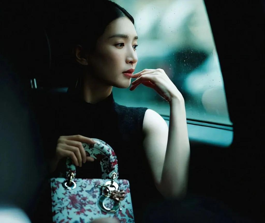 当韩素希和江疏影同框，我才明白什么叫盛世神颜