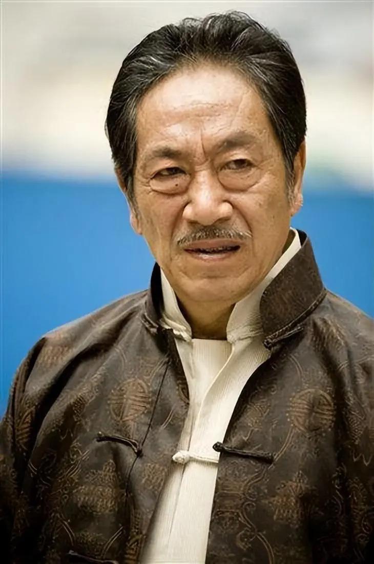 现在男星和自己妻子孩子的年龄差这么大的吗？真大开眼界
