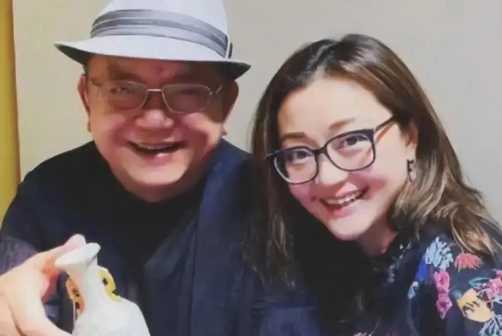 现在男星和自己妻子孩子的年龄差这么大的吗？真大开眼界