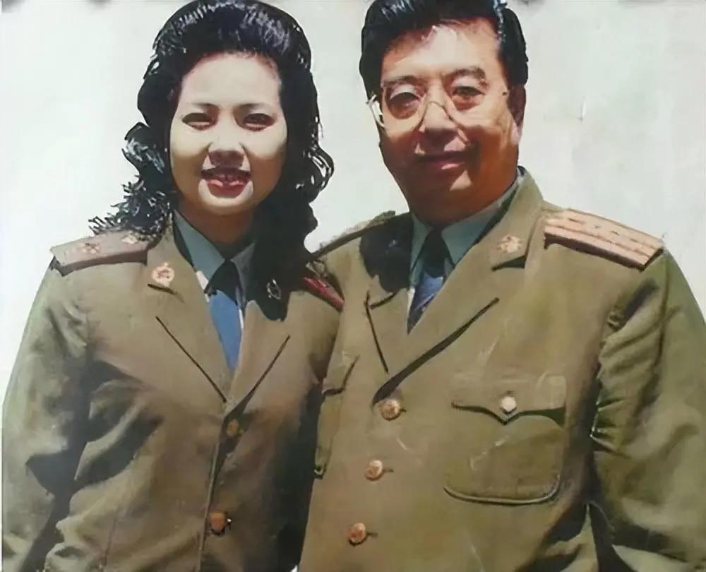现在男星和自己妻子孩子的年龄差这么大的吗？真大开眼界