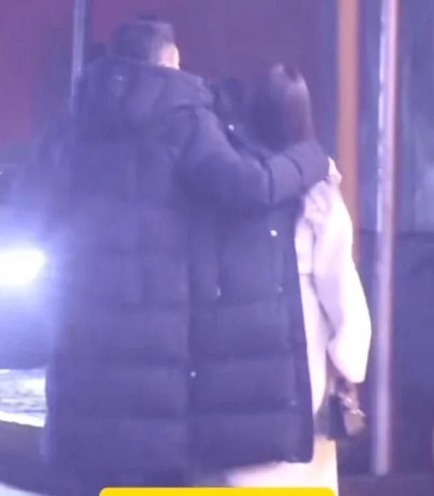 汪小菲带女友现身澳门亲密揽肩，住超9000元一晚酒店