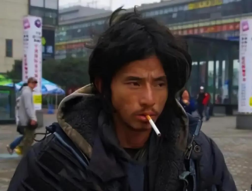 13年前，那个一夜爆红的乞丐“犀利哥”，为何如今消失了