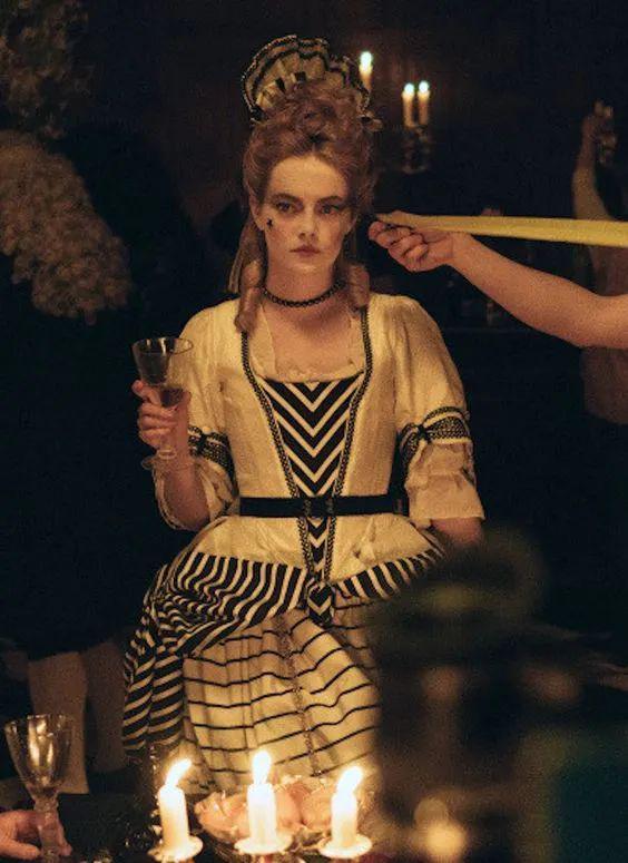 石头姐，这回又“疯”了