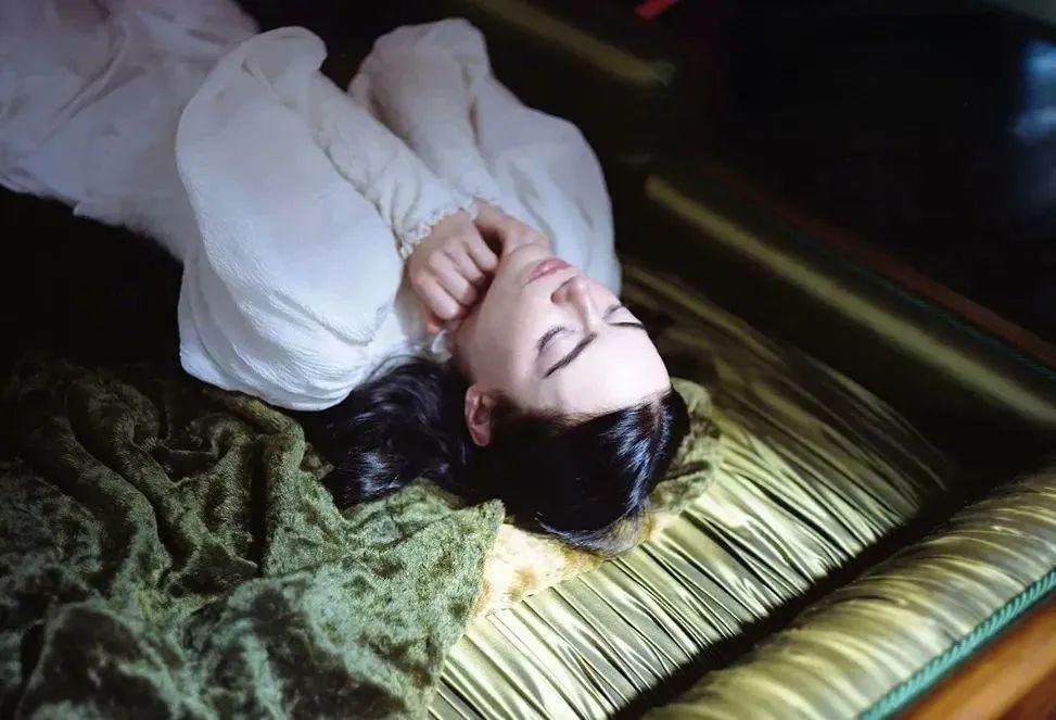 石头姐，这回又“疯”了