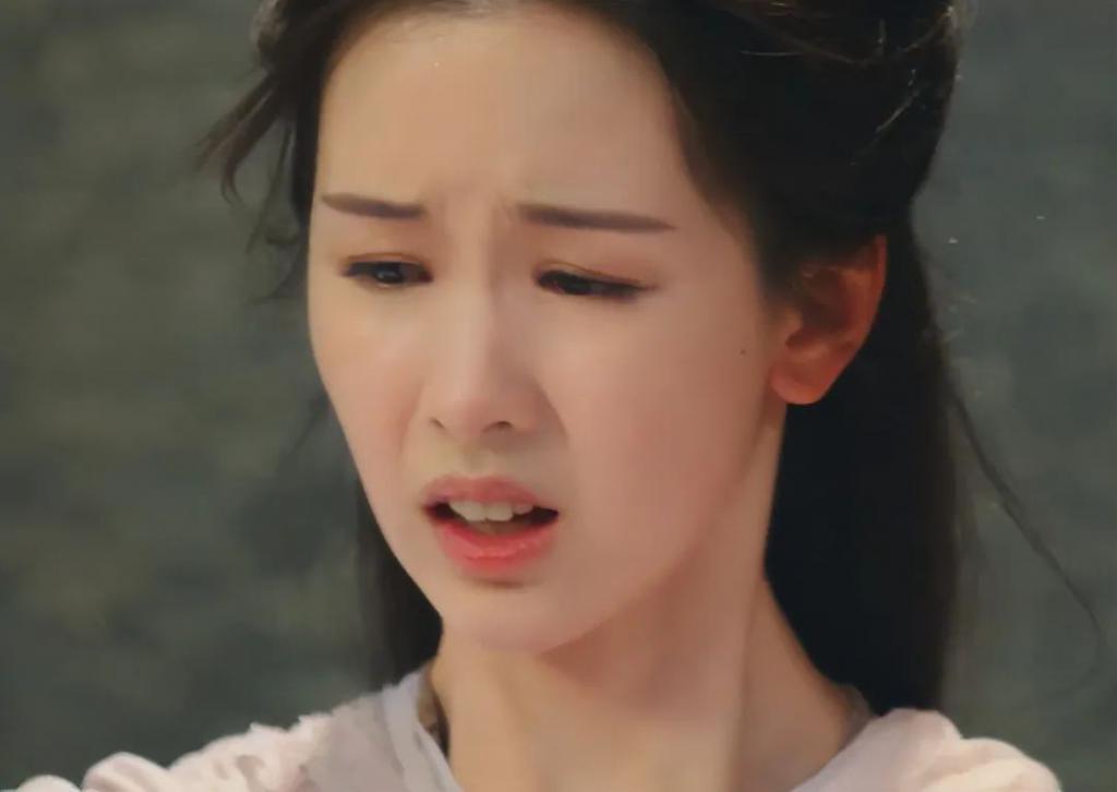 烂！陈都灵翻拍《花千骨》差评一片，单日票房仅130万