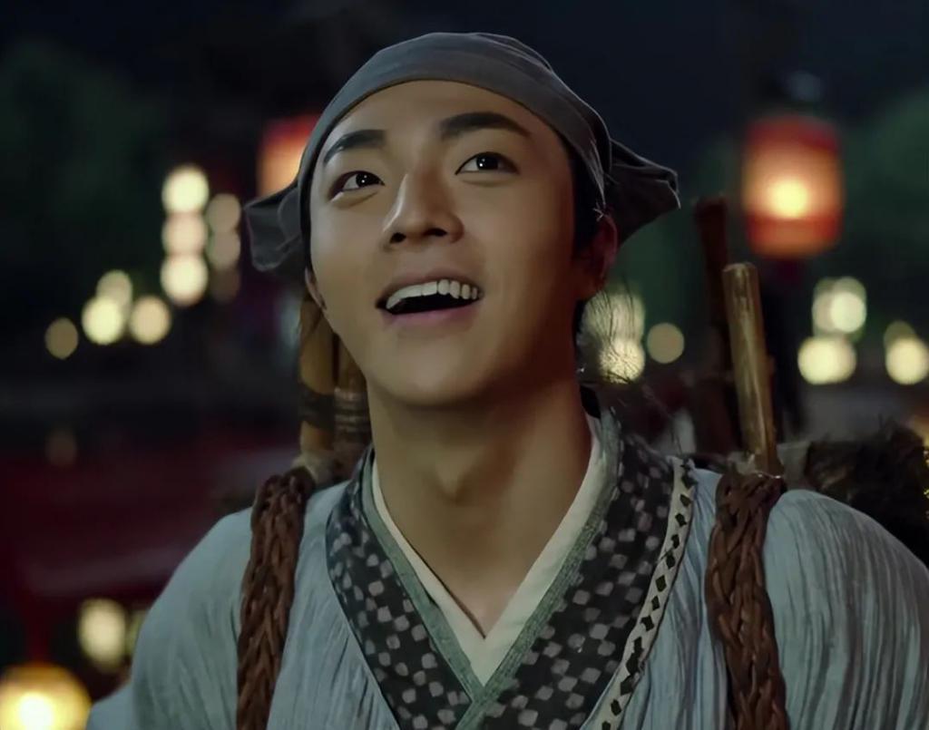 烂！陈都灵翻拍《花千骨》差评一片，单日票房仅130万