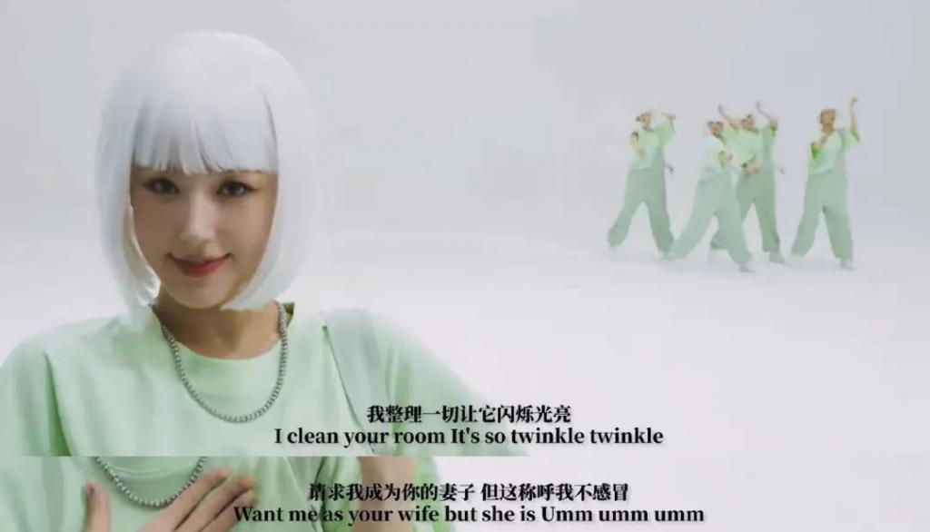 疯了…肋骨都被打断了,还不肯离婚?