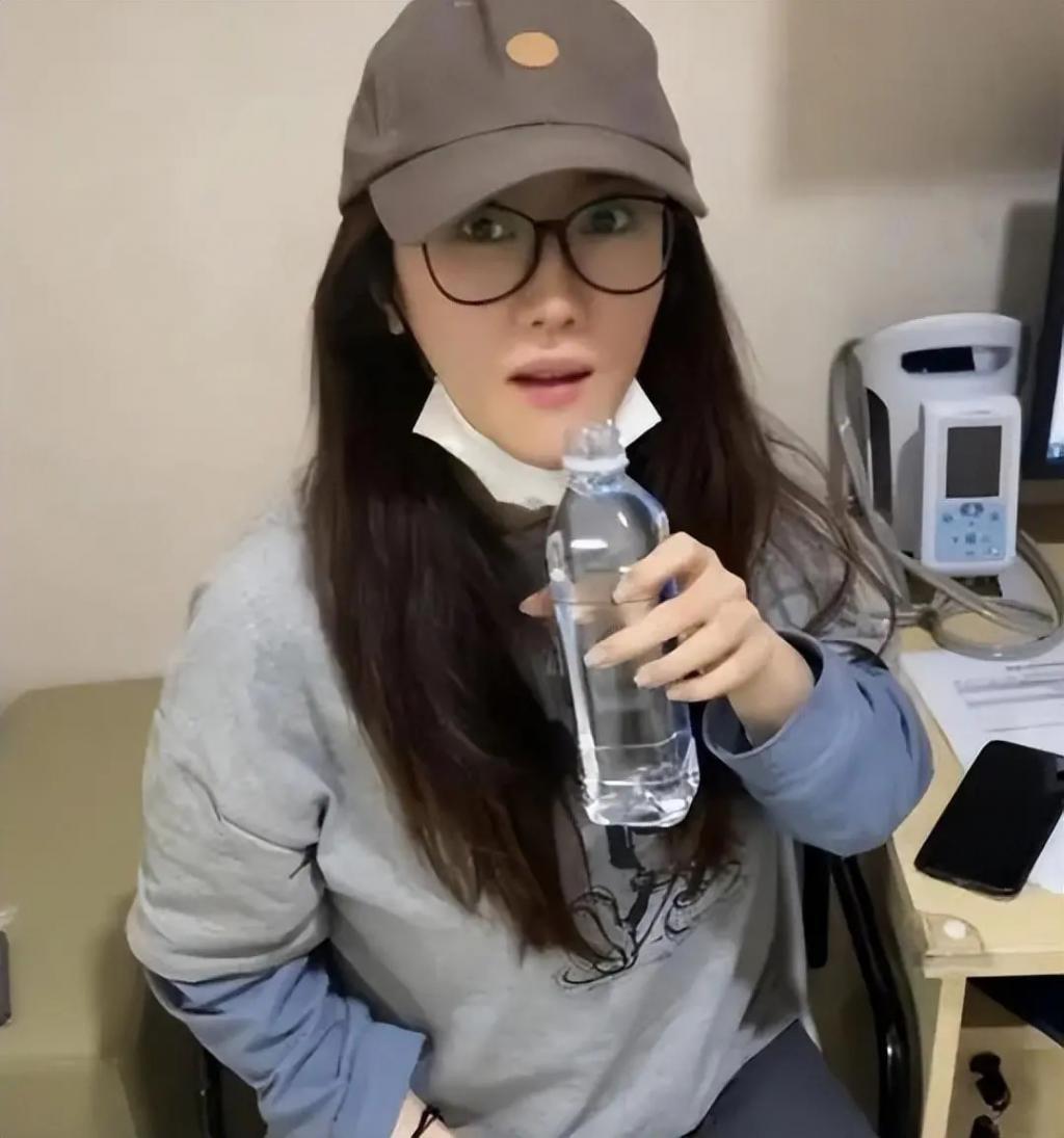 搞定婆婆宋丹丹，半年赚3600万，王博谷不简单