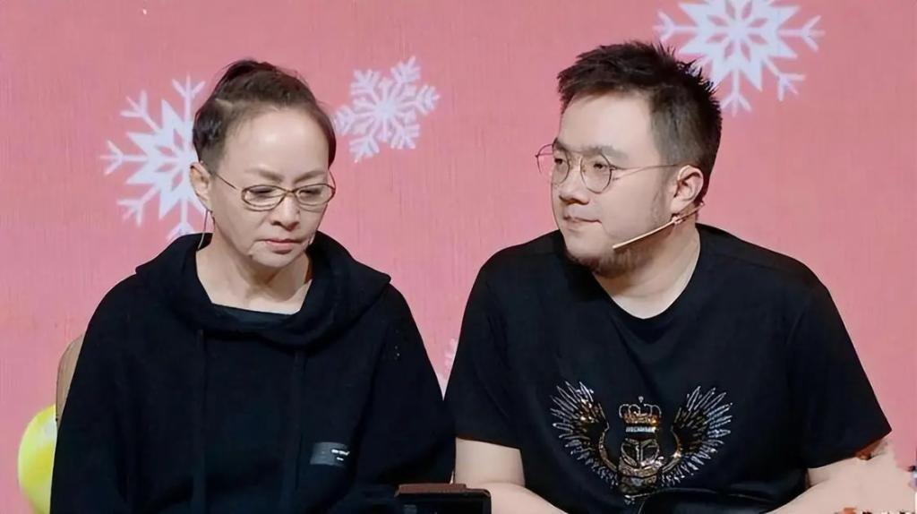 搞定婆婆宋丹丹，半年赚3600万，王博谷不简单