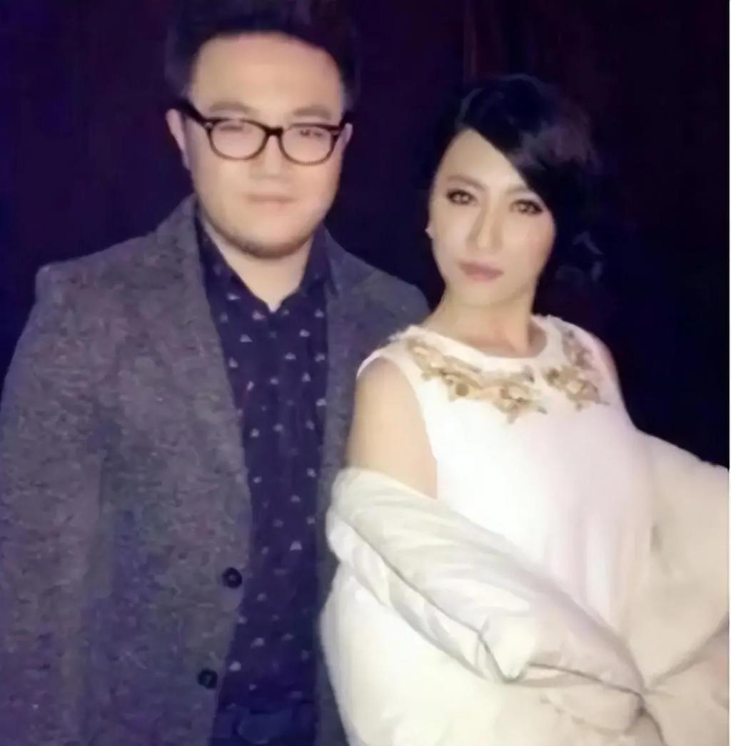 搞定婆婆宋丹丹，半年赚3600万，王博谷不简单