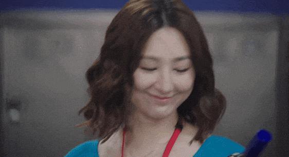 被称“狐狸精专业户”的她,终于上位了