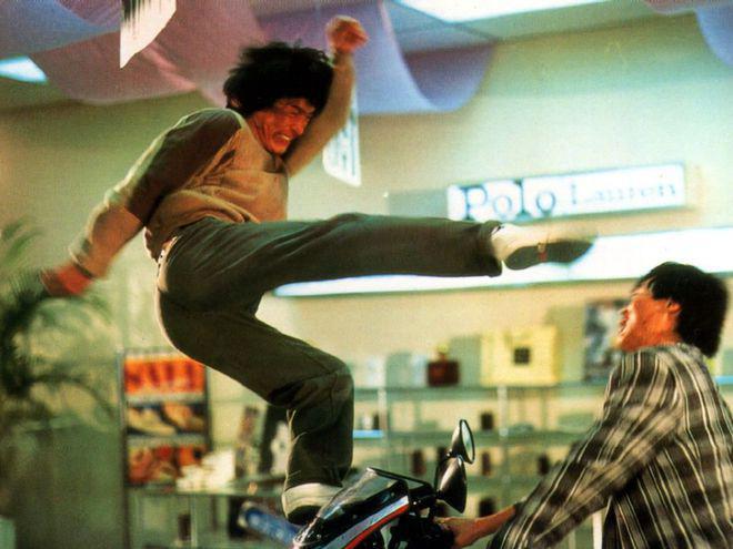 成龙，与他背后的江湖