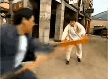 成龙，与他背后的江湖