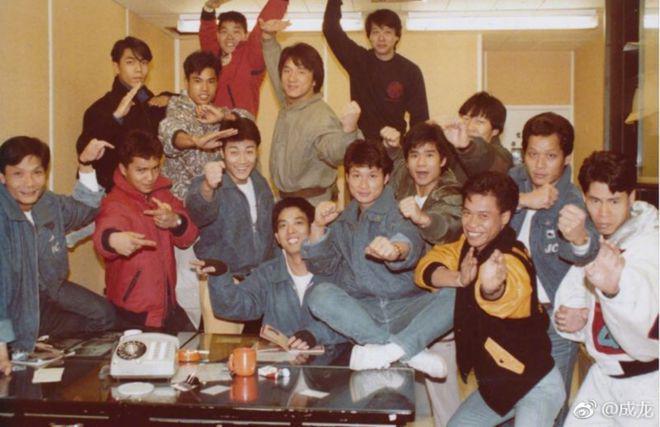 成龙，与他背后的江湖