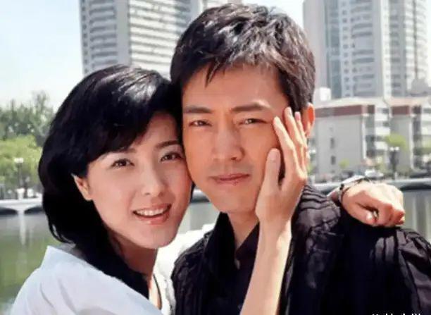 至今未婚的6位女星，1人被初恋骗5万，57岁仍单身