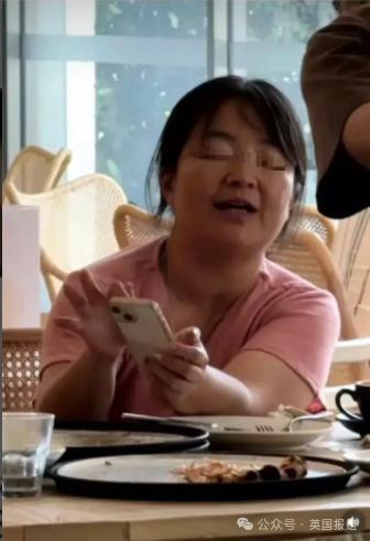 朱令案重点嫌疑人罕见近照曝光！疑靠假结婚逃居澳洲买5套房，母亲去世不敢回国奔丧？