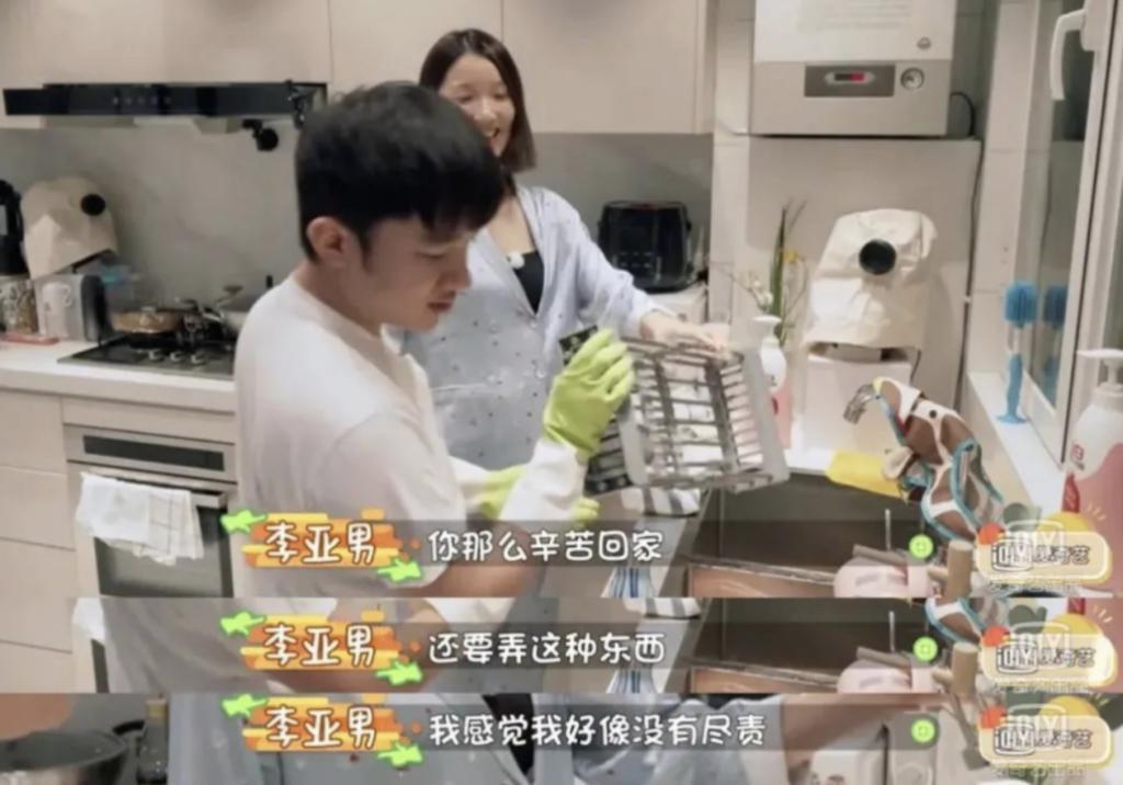 还记得王祖蓝的两个女儿吗？长这么大啦！