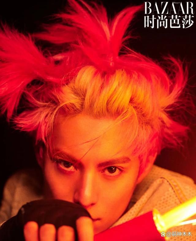 王鹤棣新杂志售出近800万，小肚凸出被嘲，大粉催销量惹争议