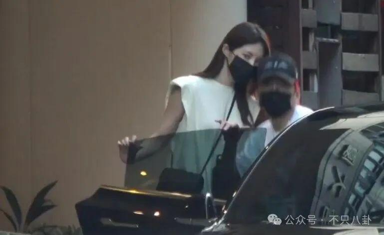 新恋情又是无缝衔接模式？他真没有空窗期啊！