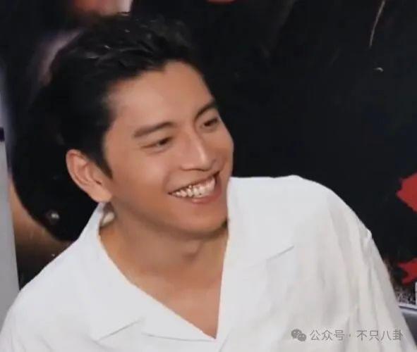 新恋情又是无缝衔接模式？他真没有空窗期啊！