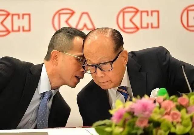 梁洛施直言不后悔：35岁身家数亿，有3个儿子，没嫁豪门