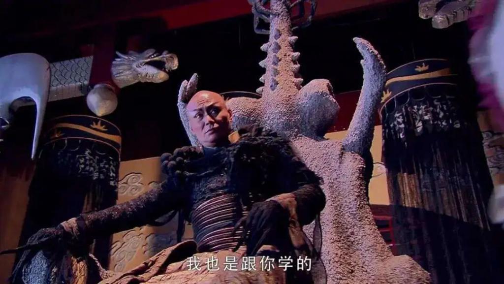 国产剧最普男主，凭什么火了十五年