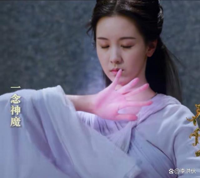 有剧版珠玉在前，不缺人气的《花千骨》为何扑街了？