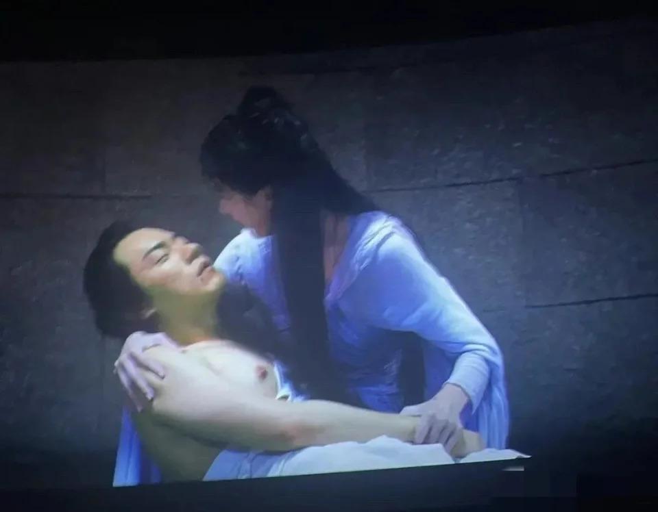 票房惨败、央视痛批、导演道歉，2024电影圈首个惨案诞生了