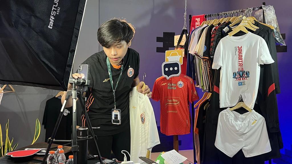 东方甄选、小杨哥扎堆出海，这是要狠赚老外的钱？