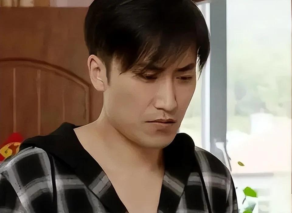 《乡爱》赵玉田扮演者离婚，前妻暗指其私生活混乱