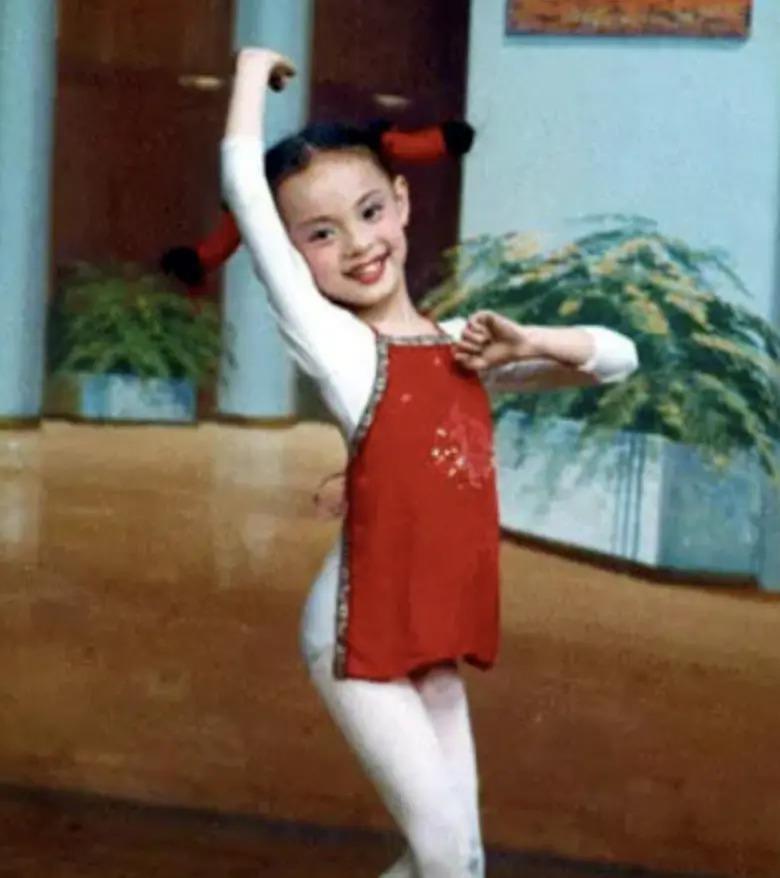 19年了，孙俪曾资助4年的“白眼狼”，依旧在自食其果