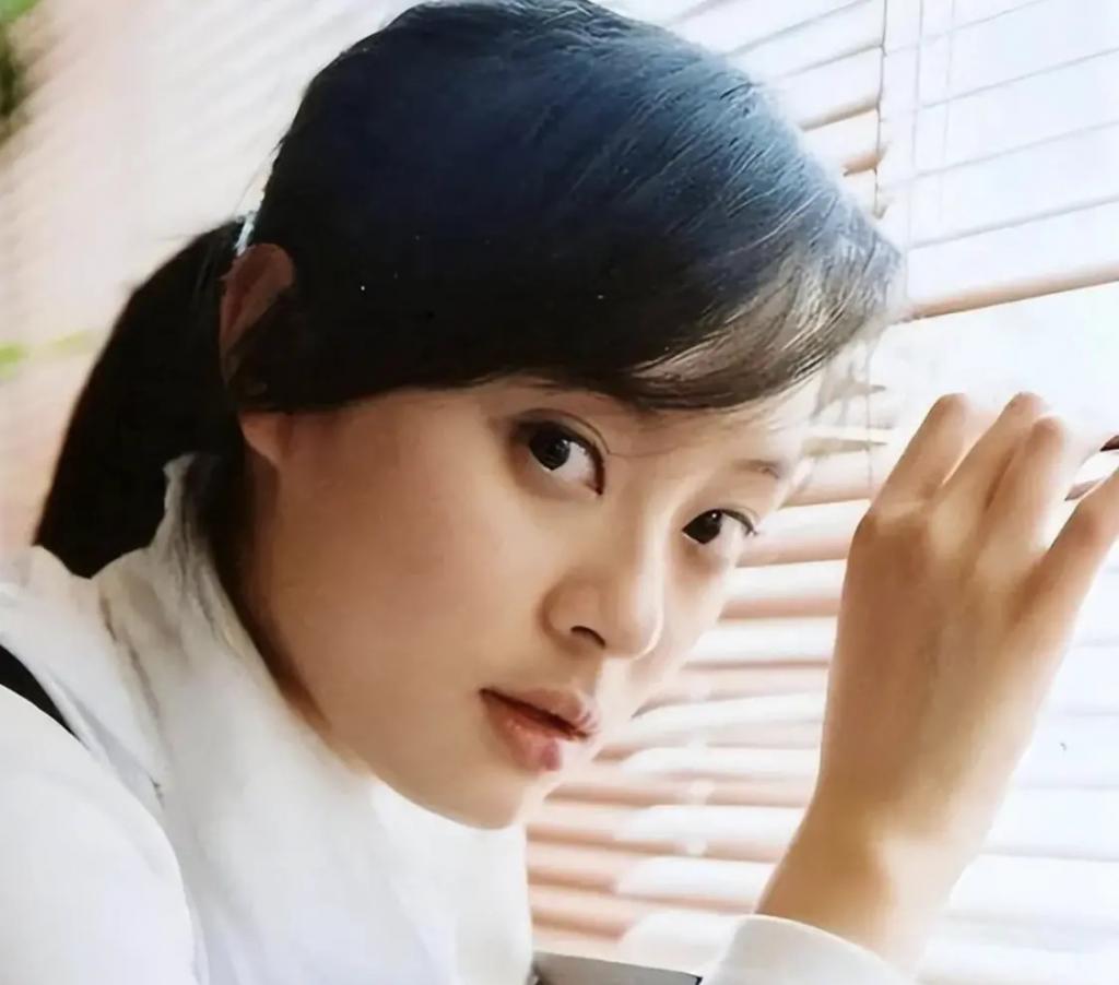 19年了，孙俪曾资助4年的“白眼狼”，依旧在自食其果