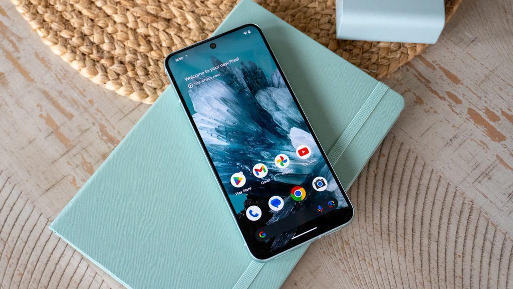 “薄荷清新”版谷歌 Pixel 8 Pro 手机上手