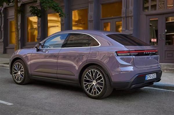 保时捷也逃不了分体灯 Macan纯电版官图泄露：尾部像问界M5