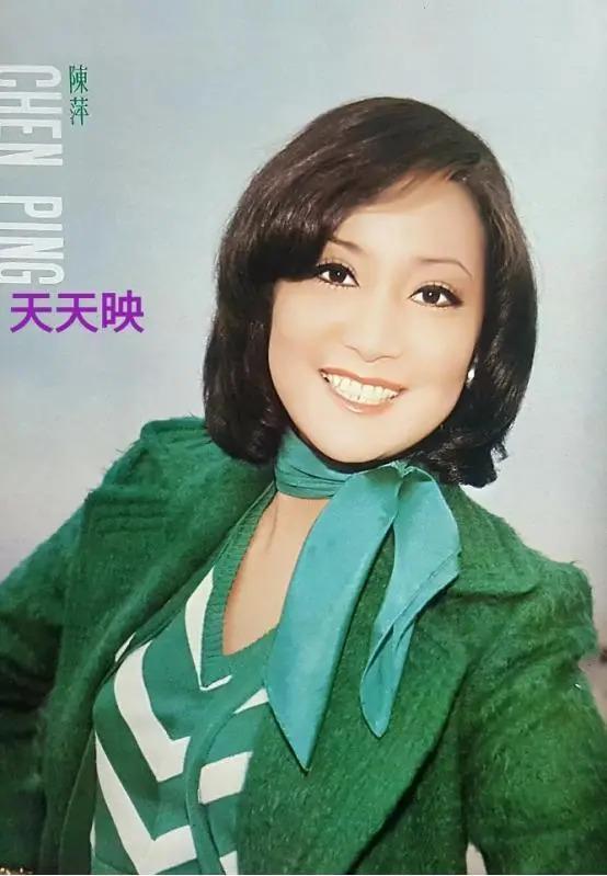 与全民偶像恋爱后被抛弃，迫于生计拍风月片，32岁隐退